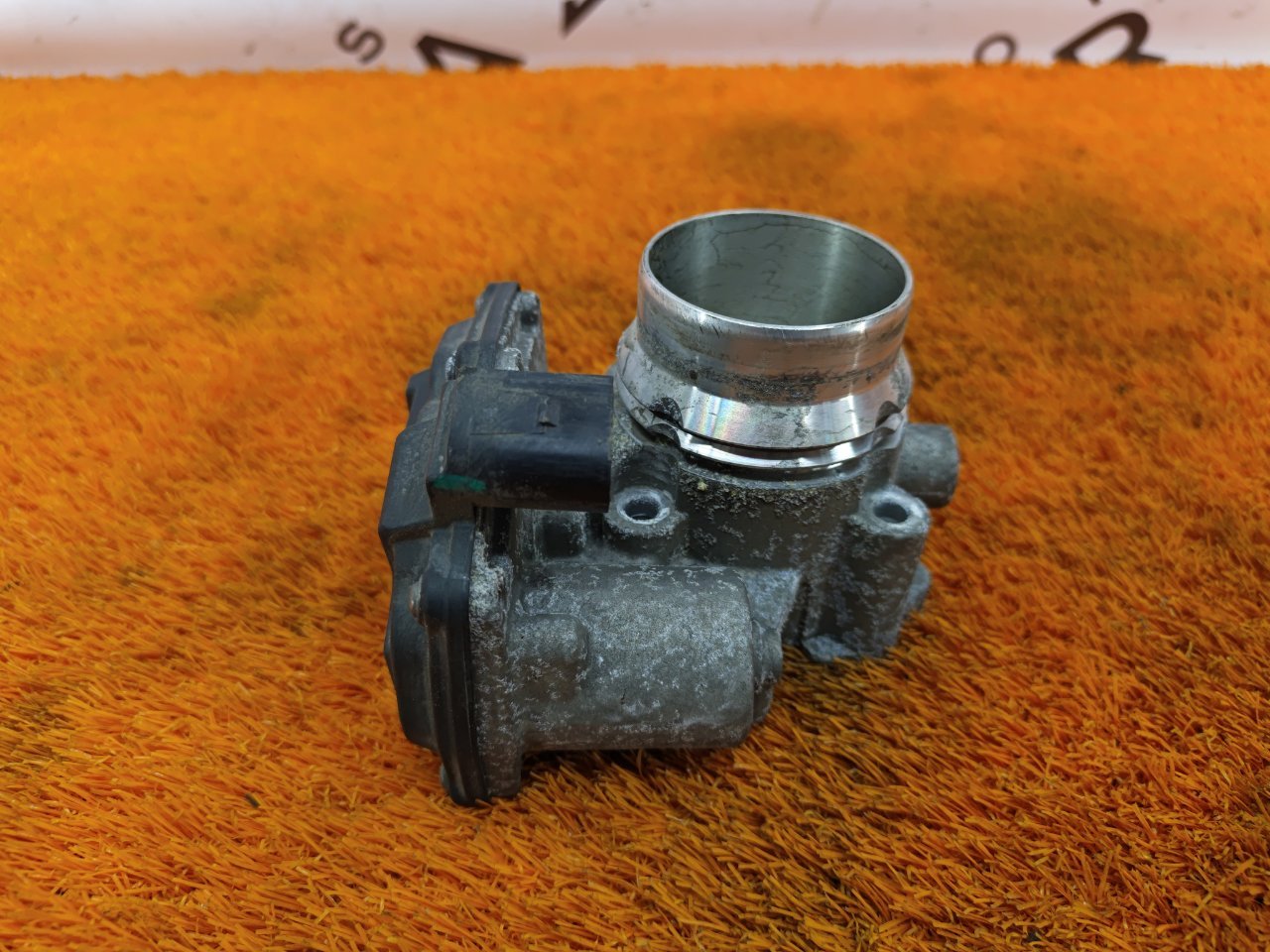 Дроссельная заслонка