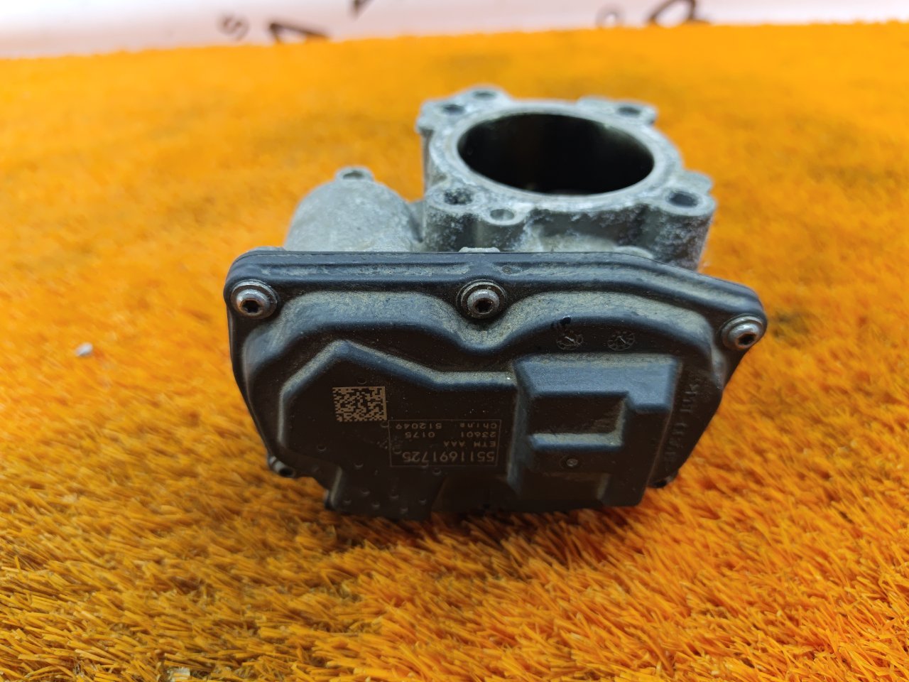 Дроссельная заслонка