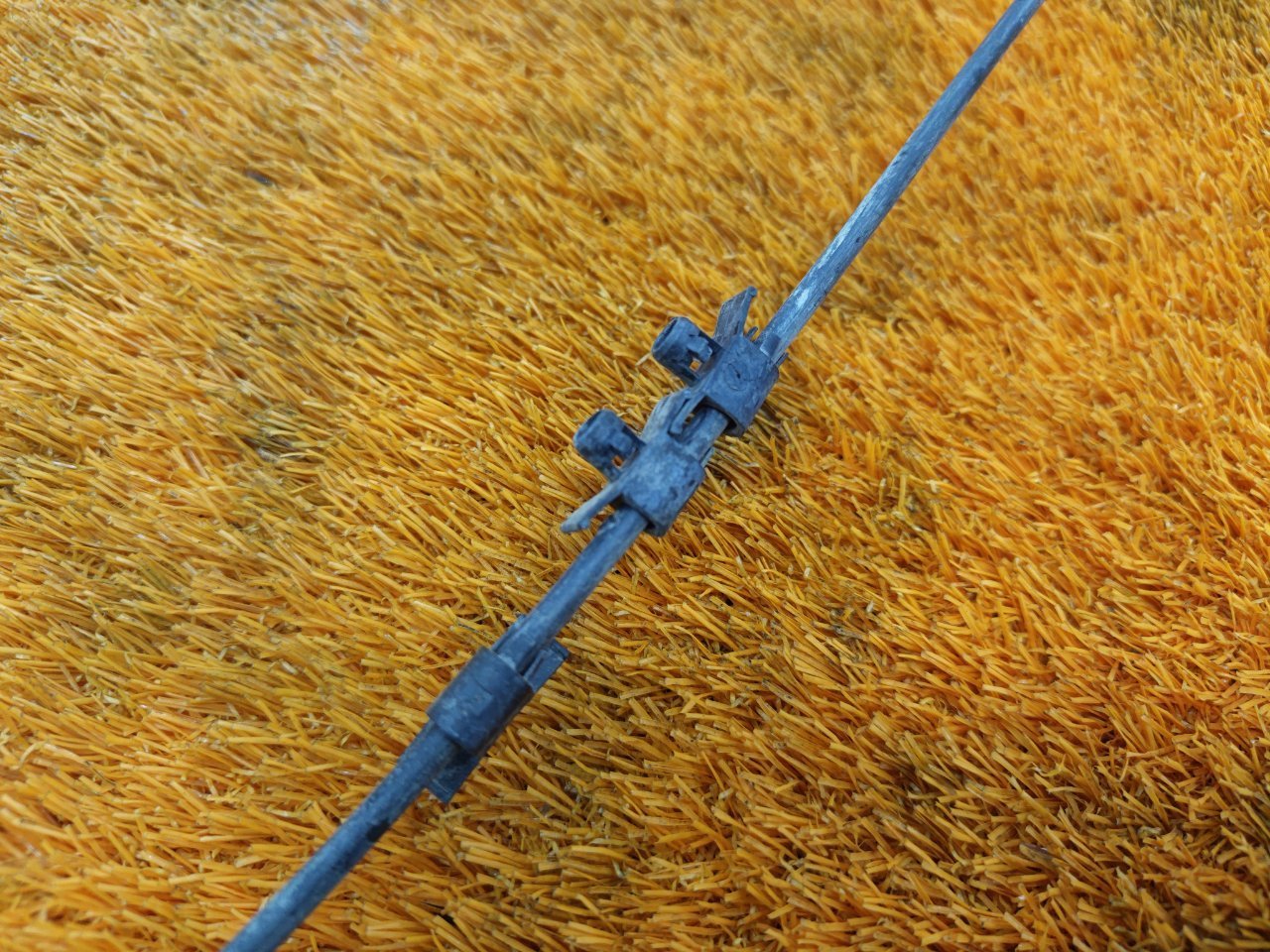 Трос замка капота