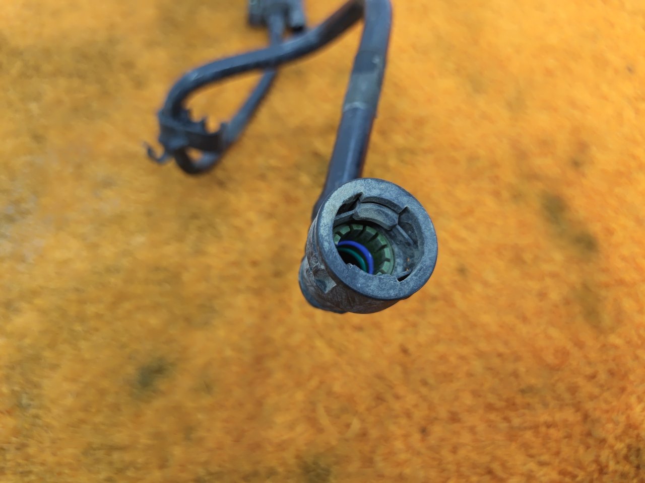 Трубка вакуумная