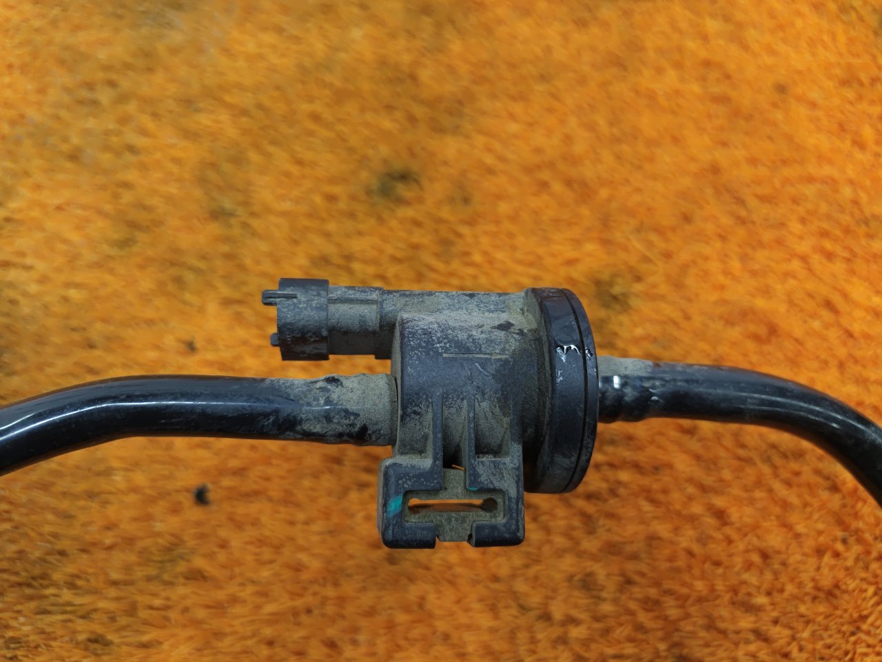 Трубка вакуумная