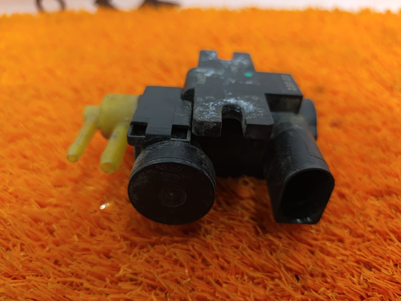 Клапан электромагнитный