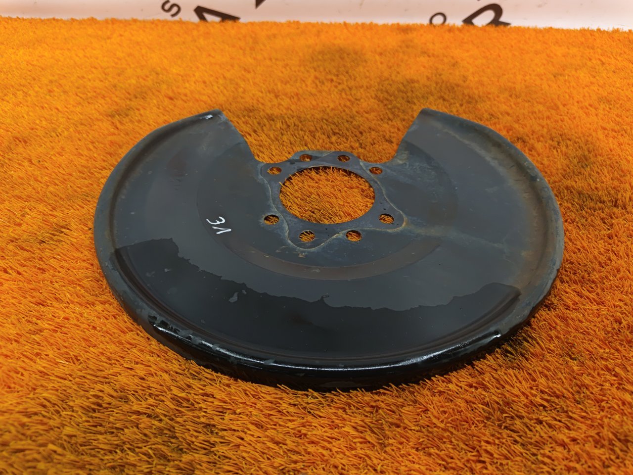 Пыльник тормозного диска