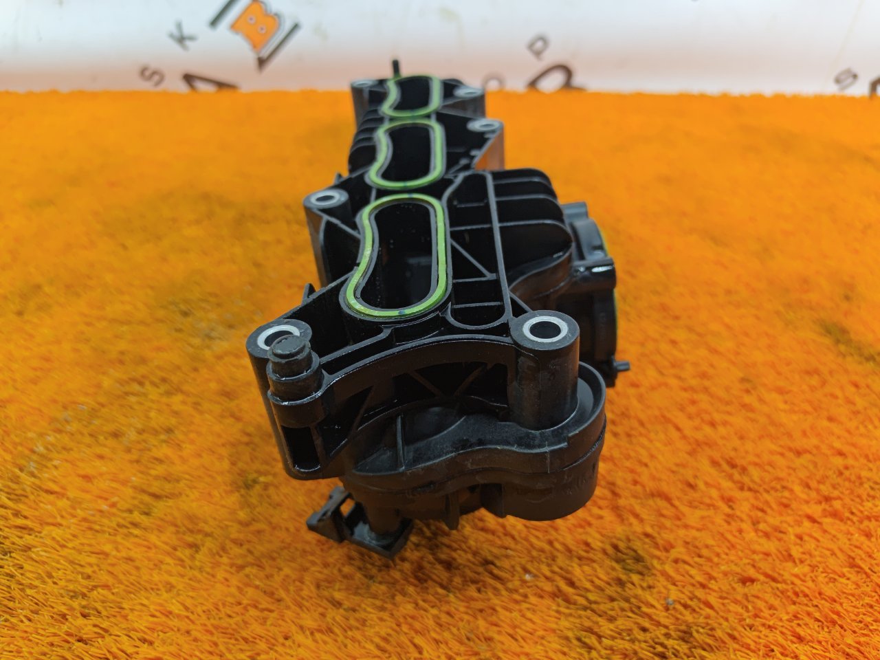 Коллектор впускной