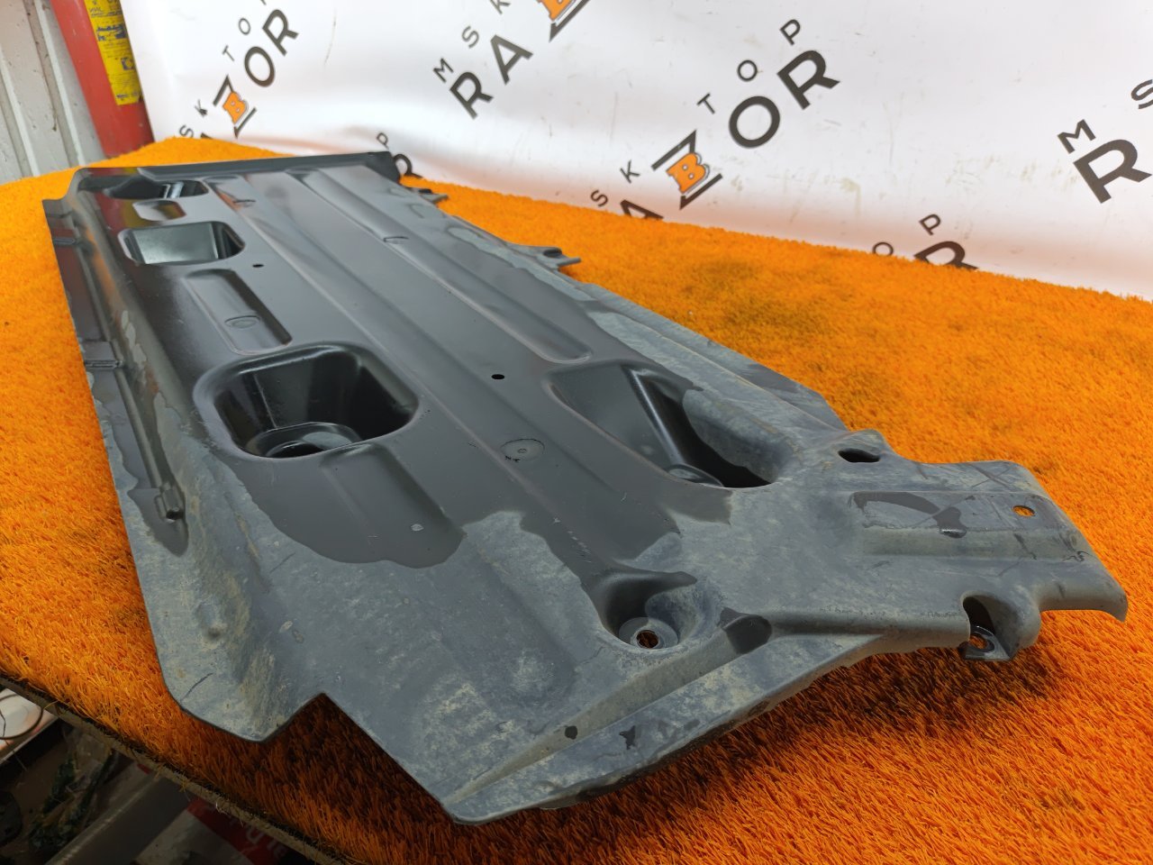 Защита днища кузова