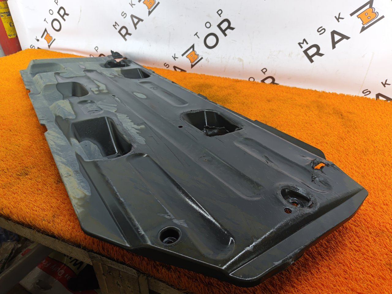 Защита днища кузова