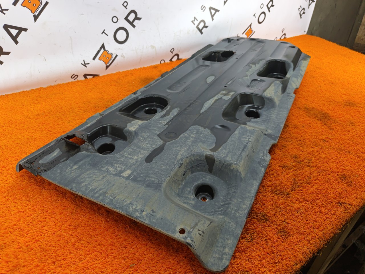 Защита днища кузова