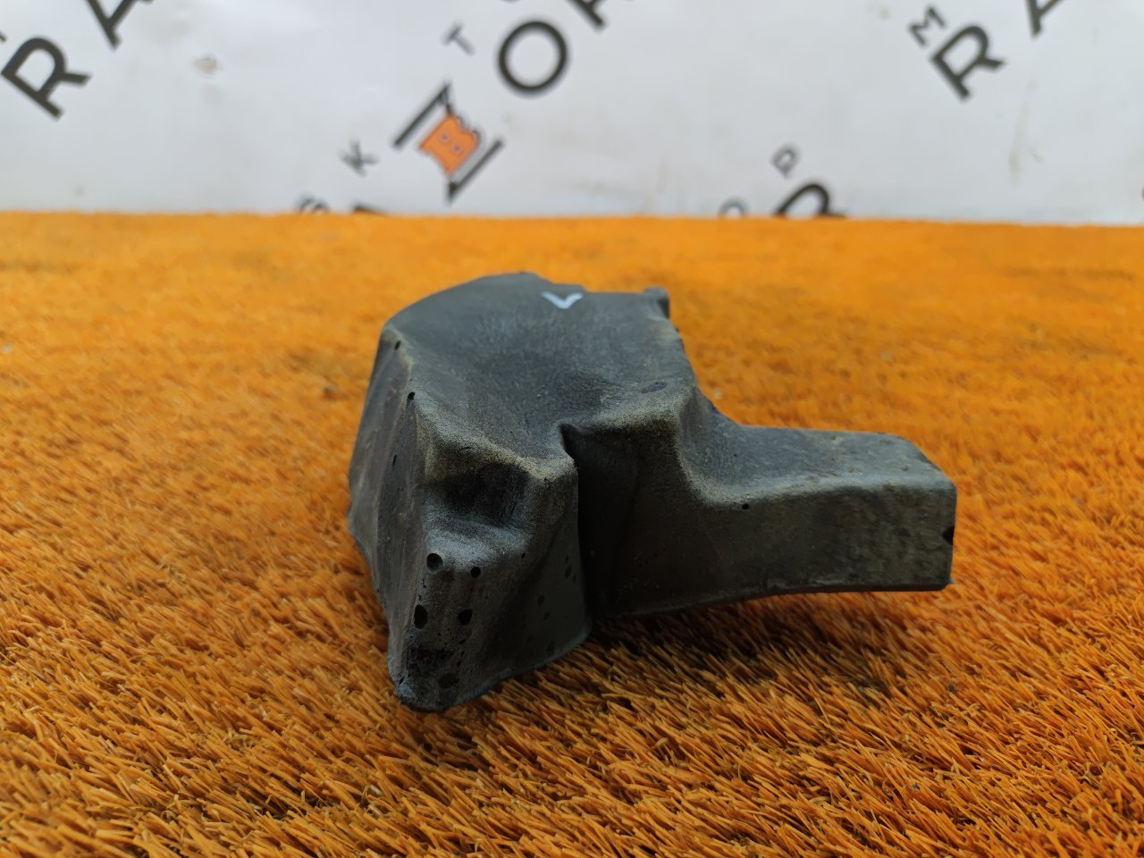 Пыльник крыла