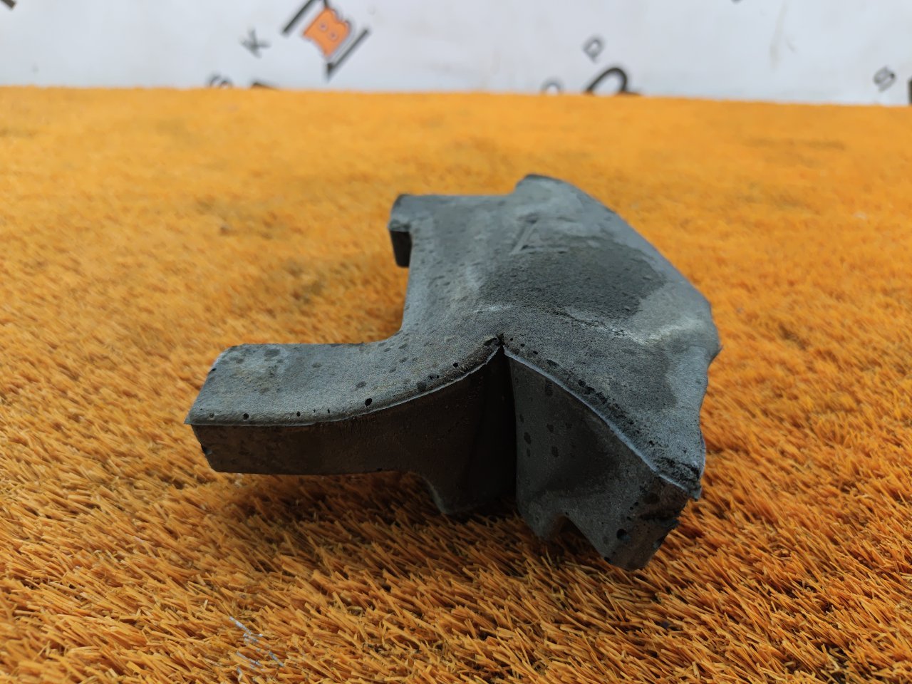 Пыльник крыла