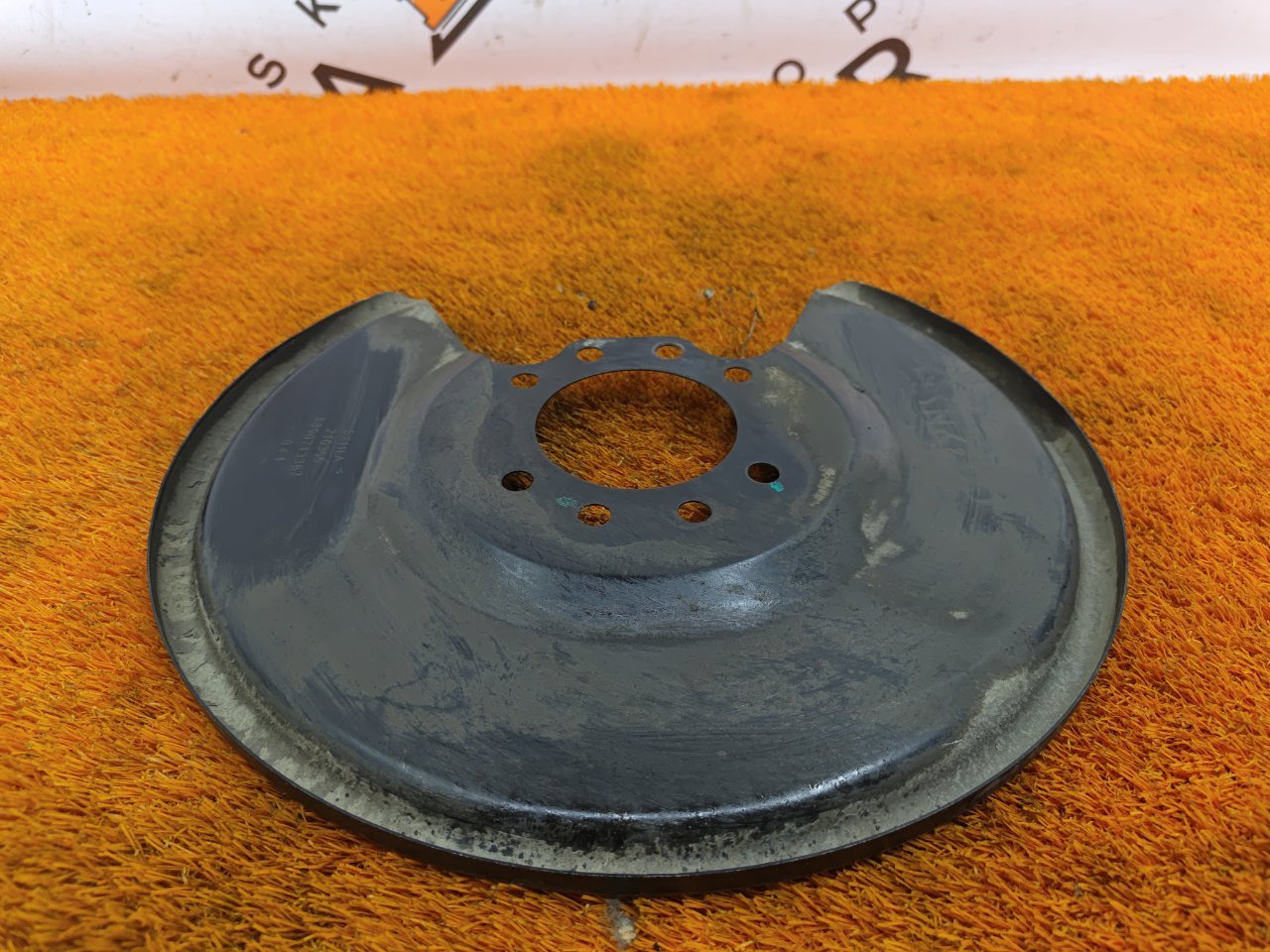 Пыльник тормозного диска