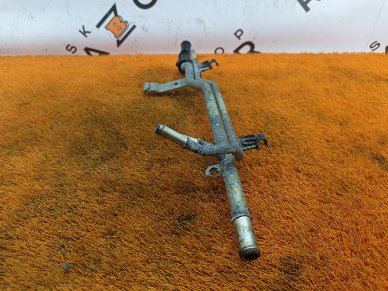 Трубка системы охлаждения