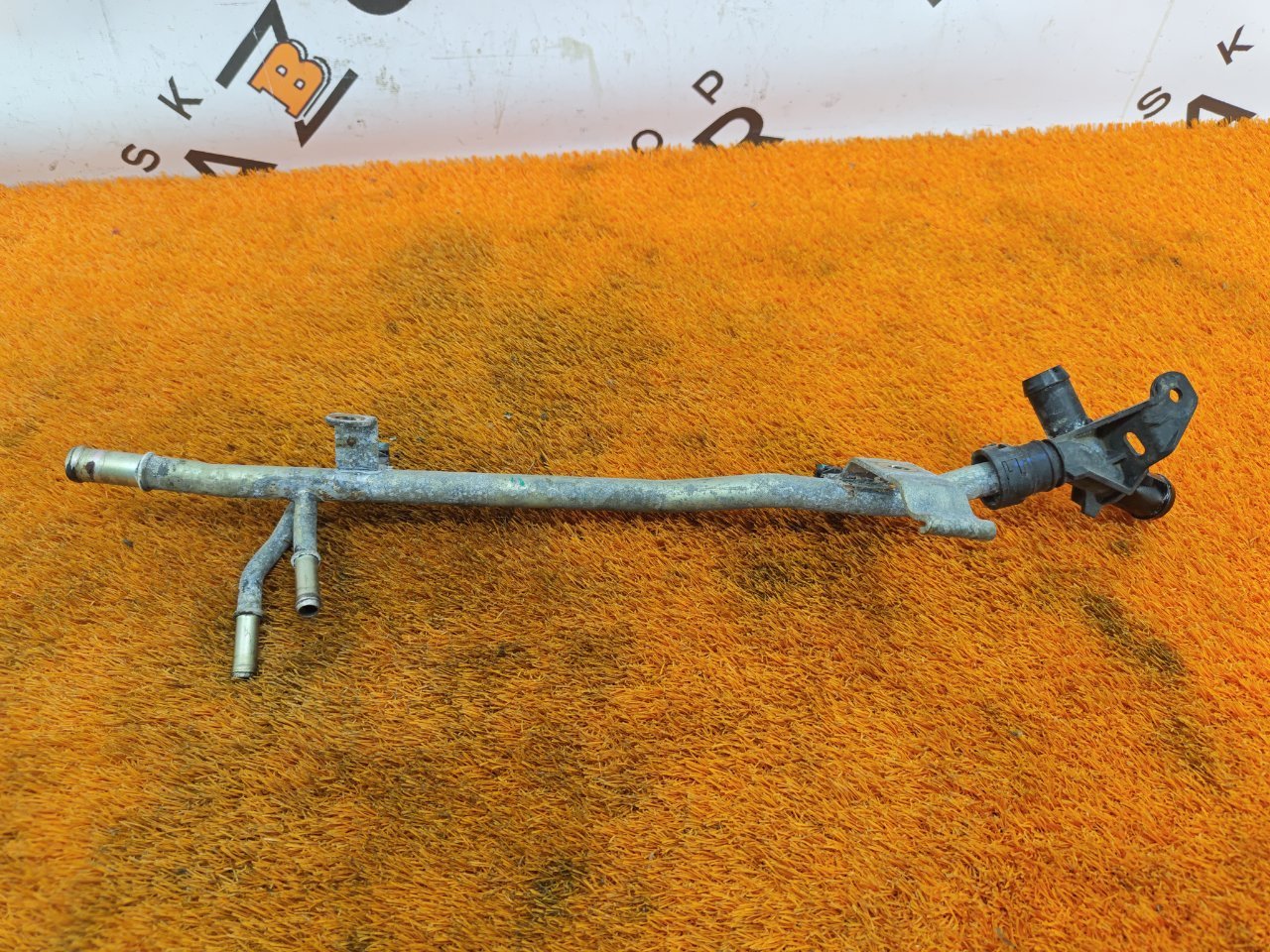 Трубка системы охлаждения