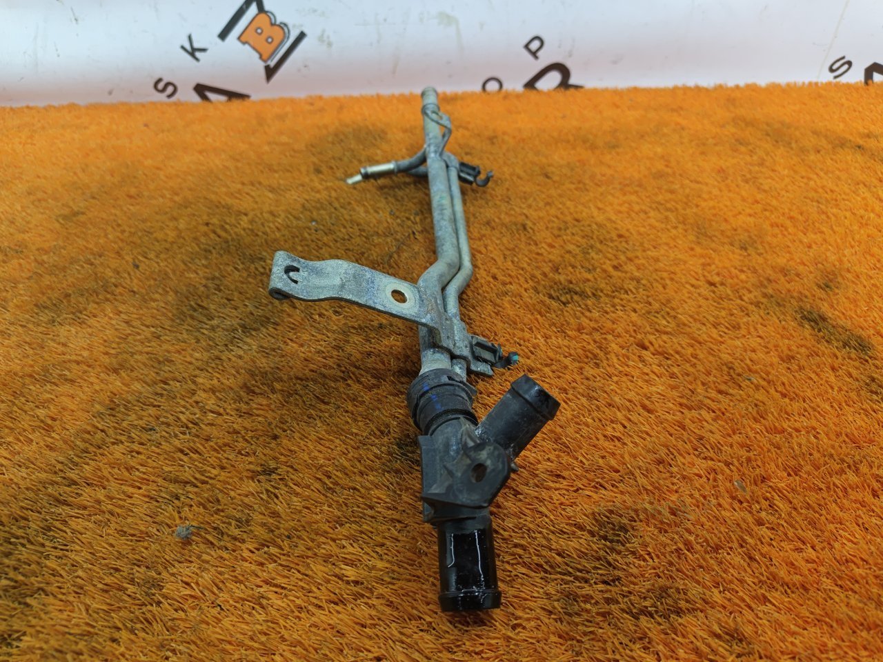 Трубка системы охлаждения