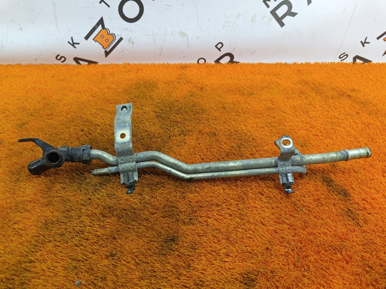 Трубка системы охлаждения