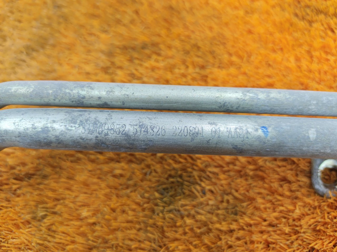 Трубка системы охлаждения