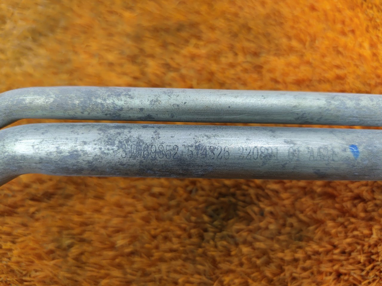 Трубка системы охлаждения