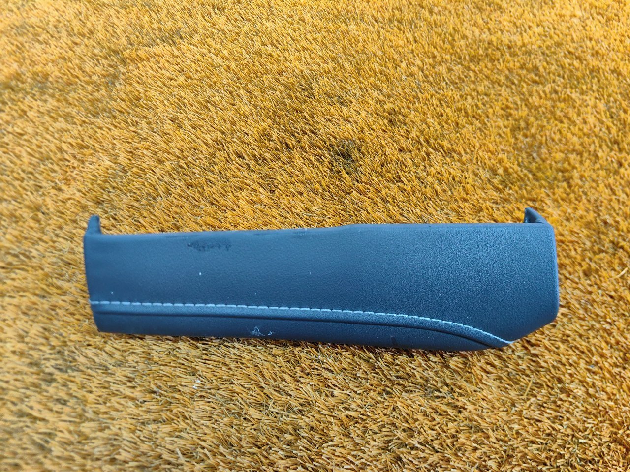 Накладка на торпедо