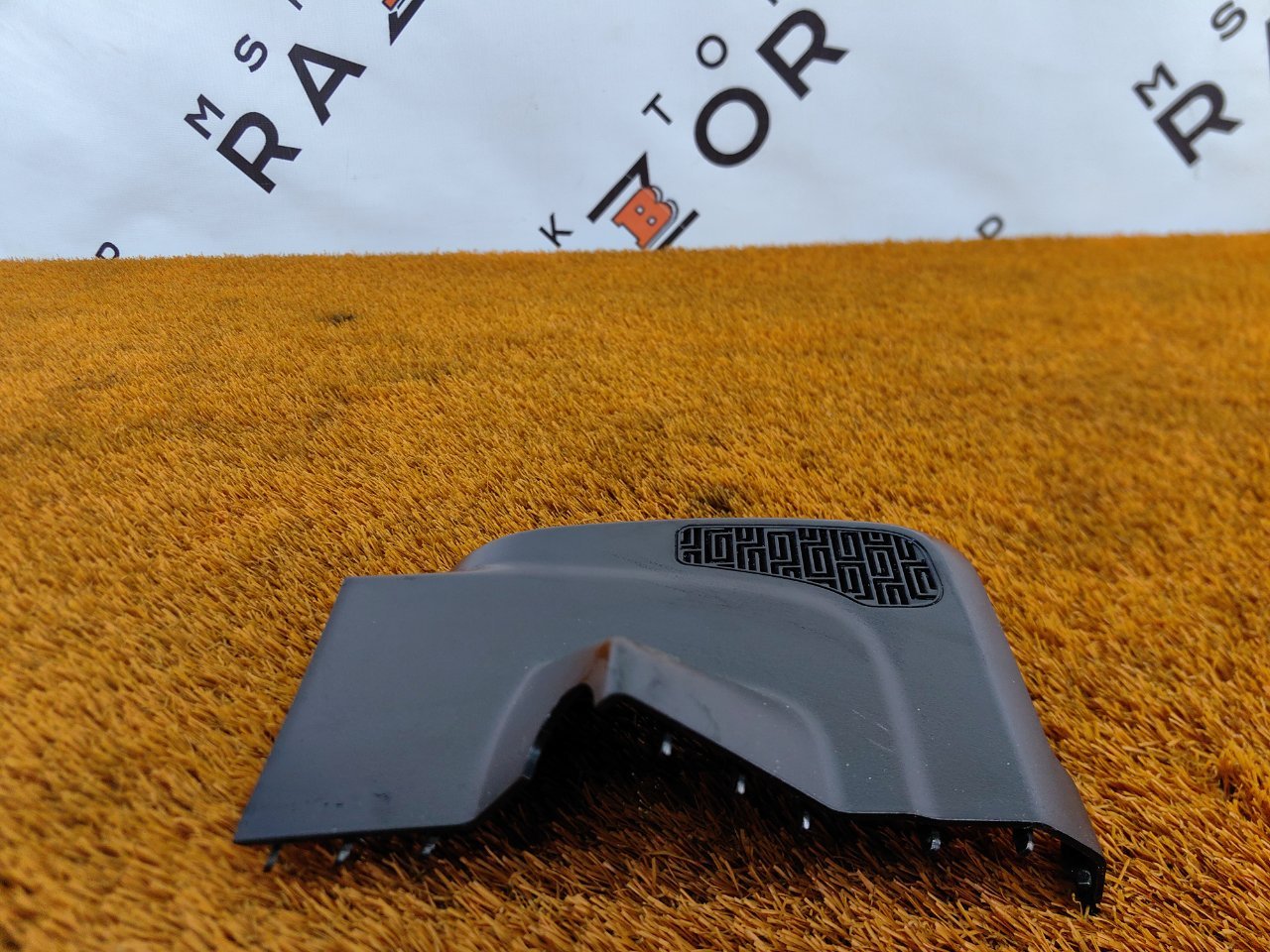 Накладка лобового стекла