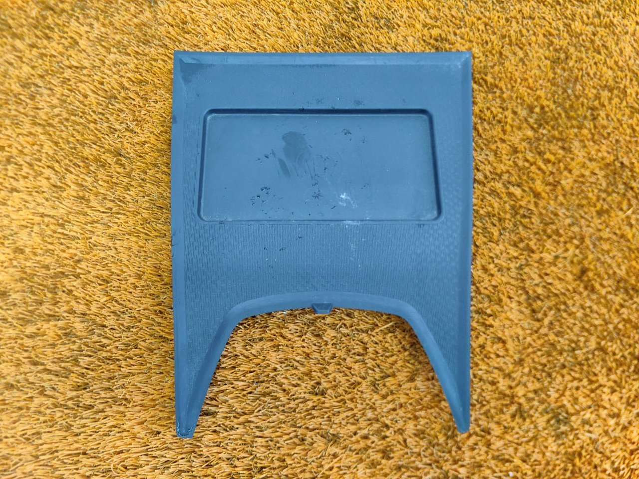 Коврик центральной консоли