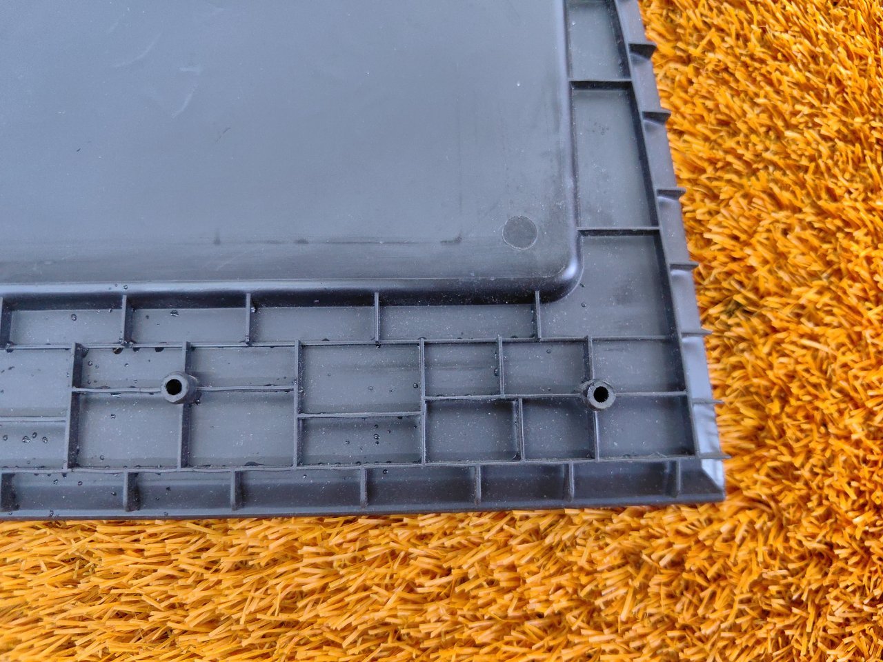 Коврик центральной консоли