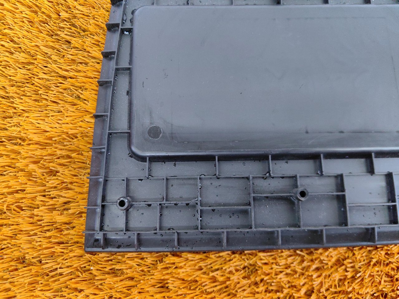 Коврик центральной консоли