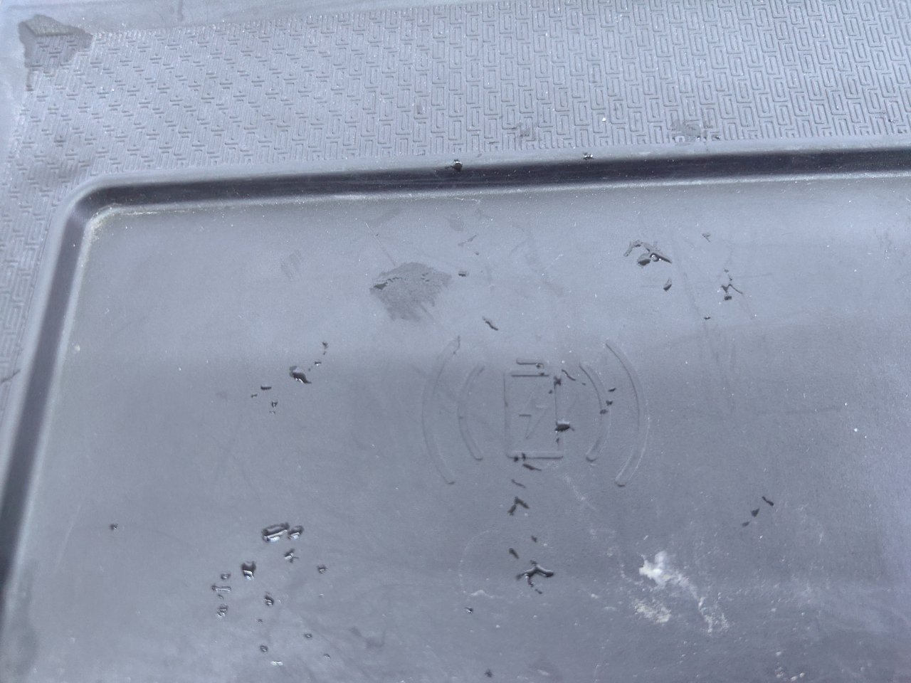 Коврик центральной консоли