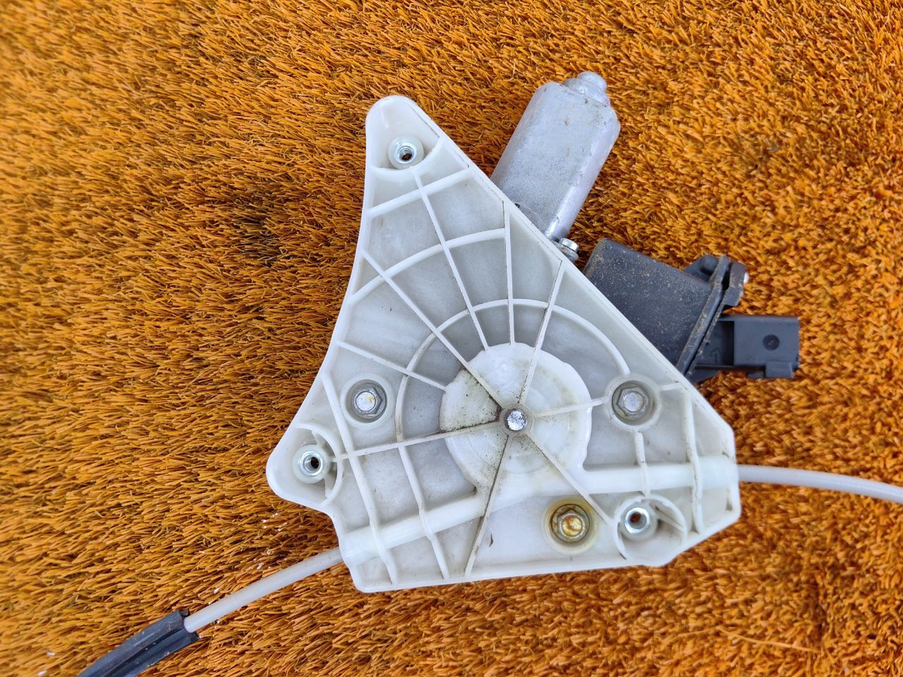 Стеклоподъемник