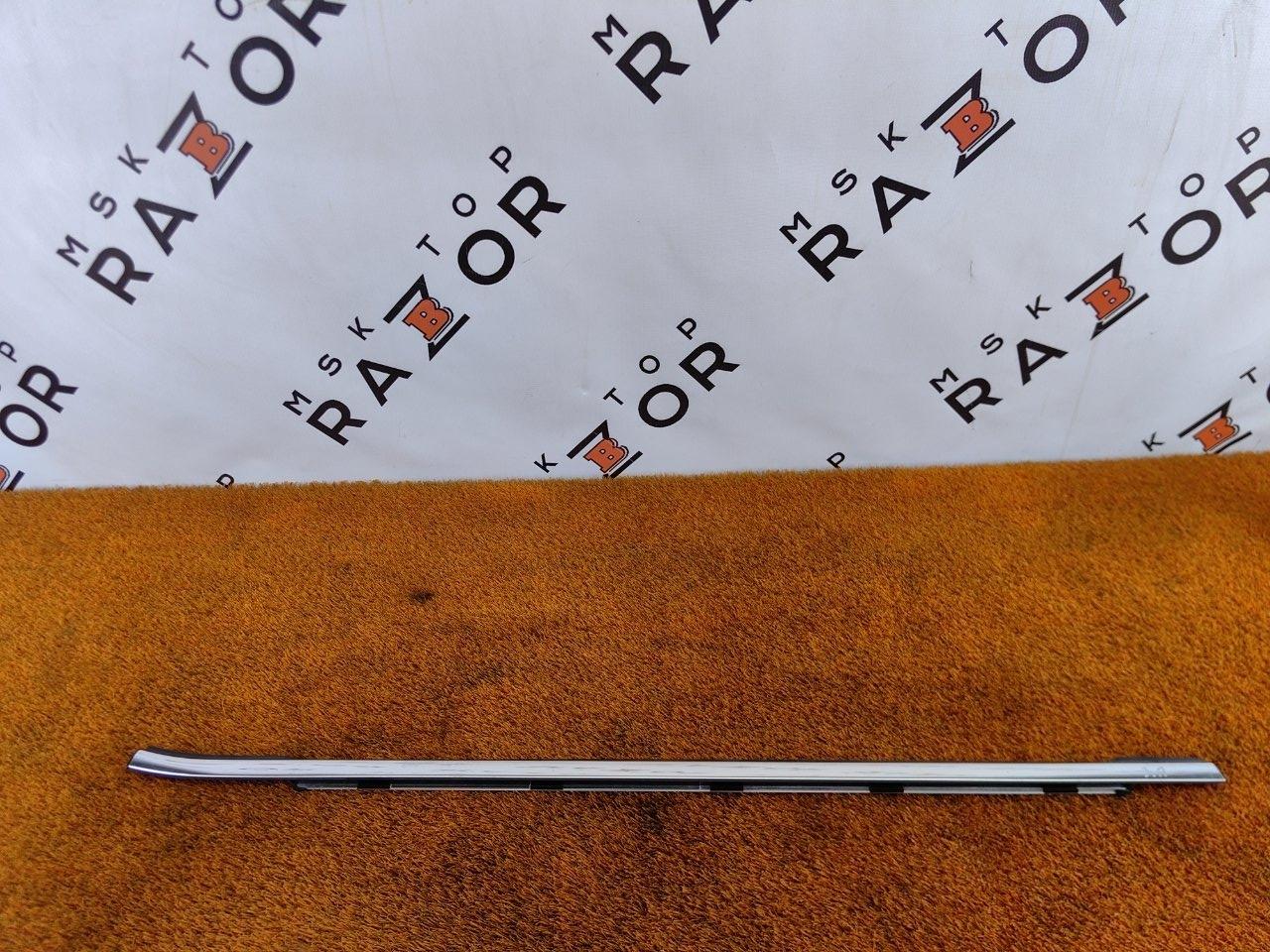 Молдинг стекла