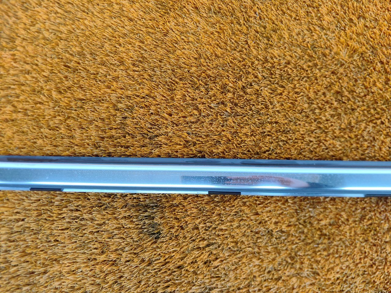 Молдинг стекла