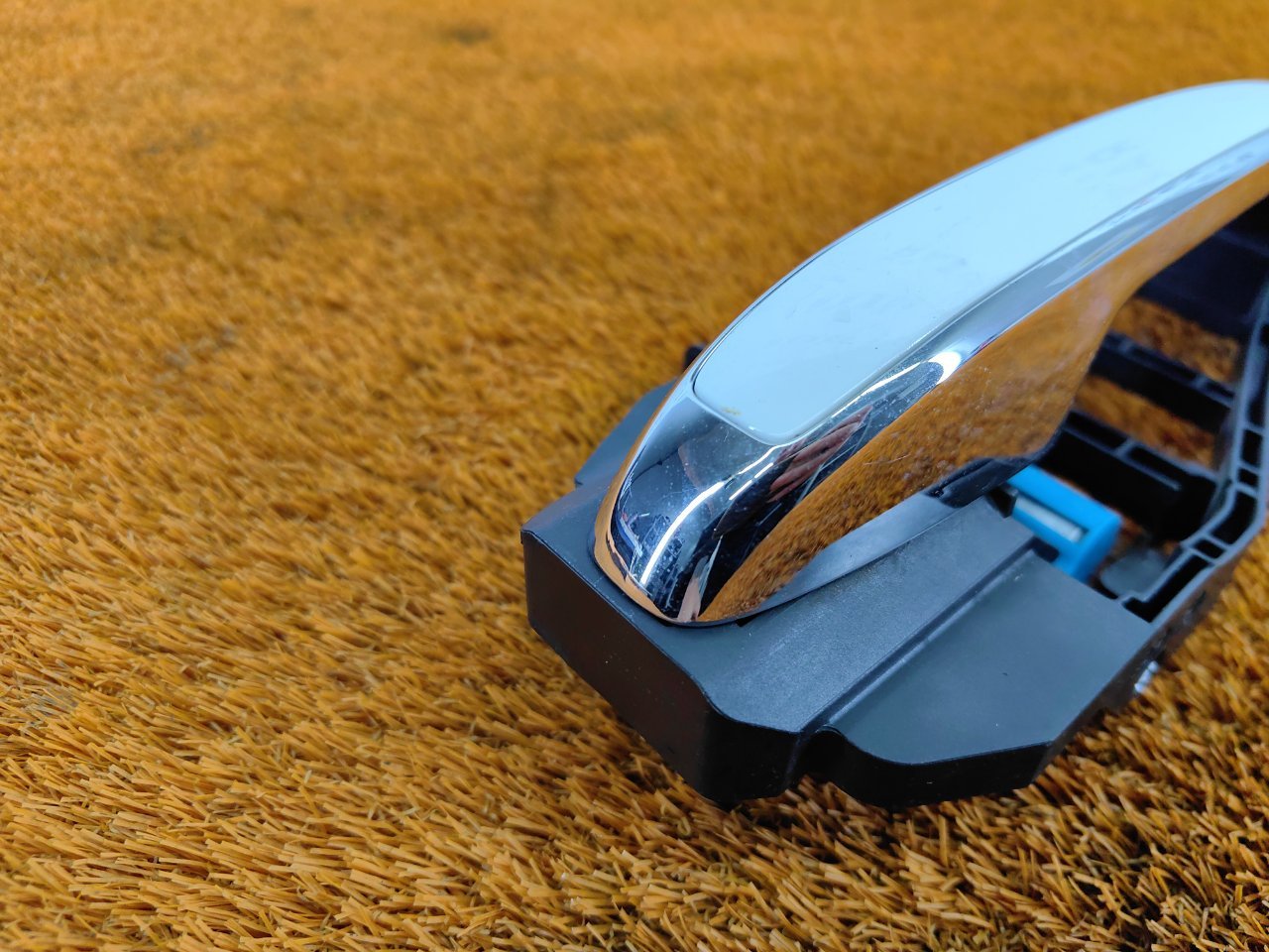 Ручка двери внешняя