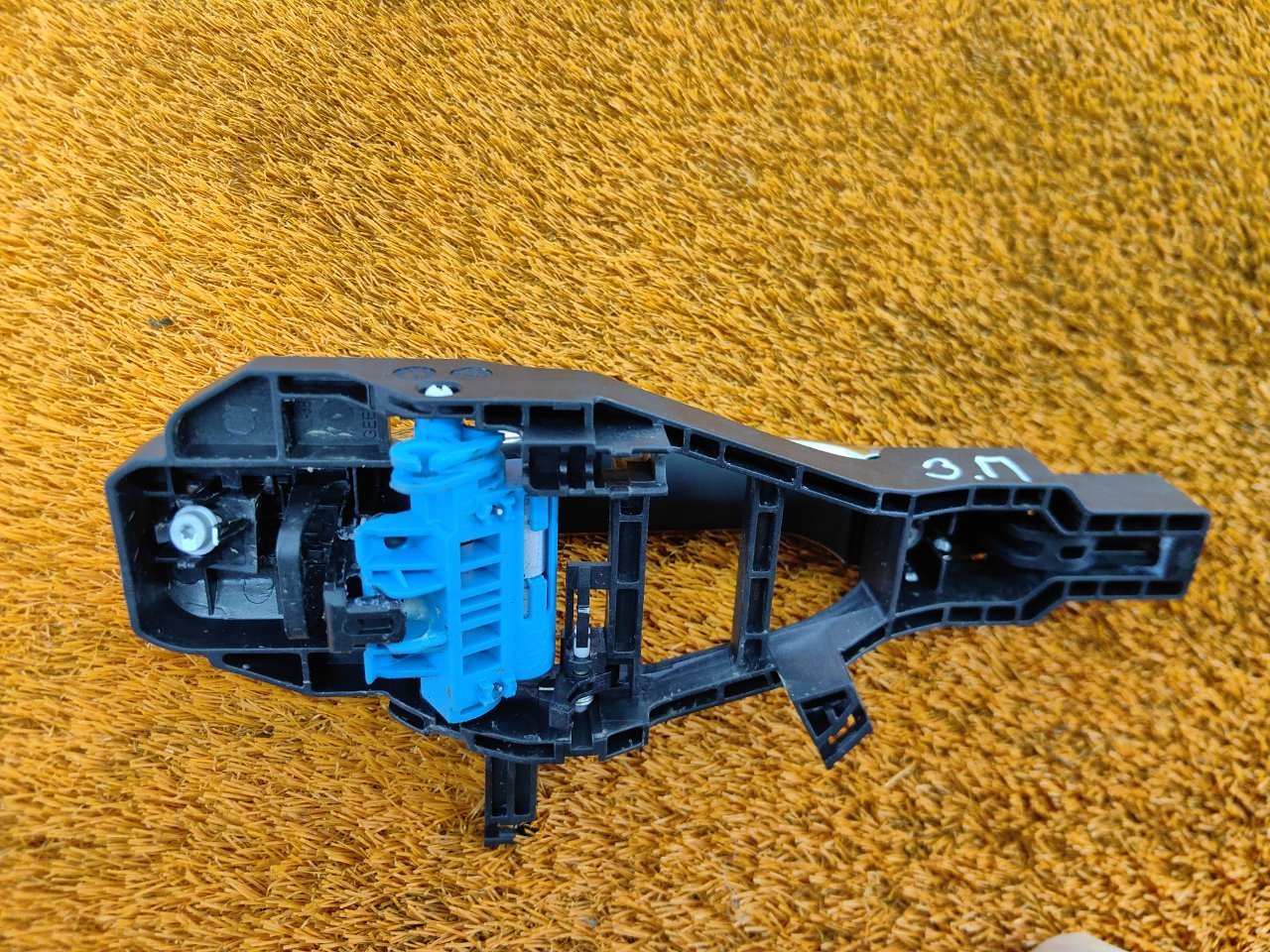 Ручка двери внешняя