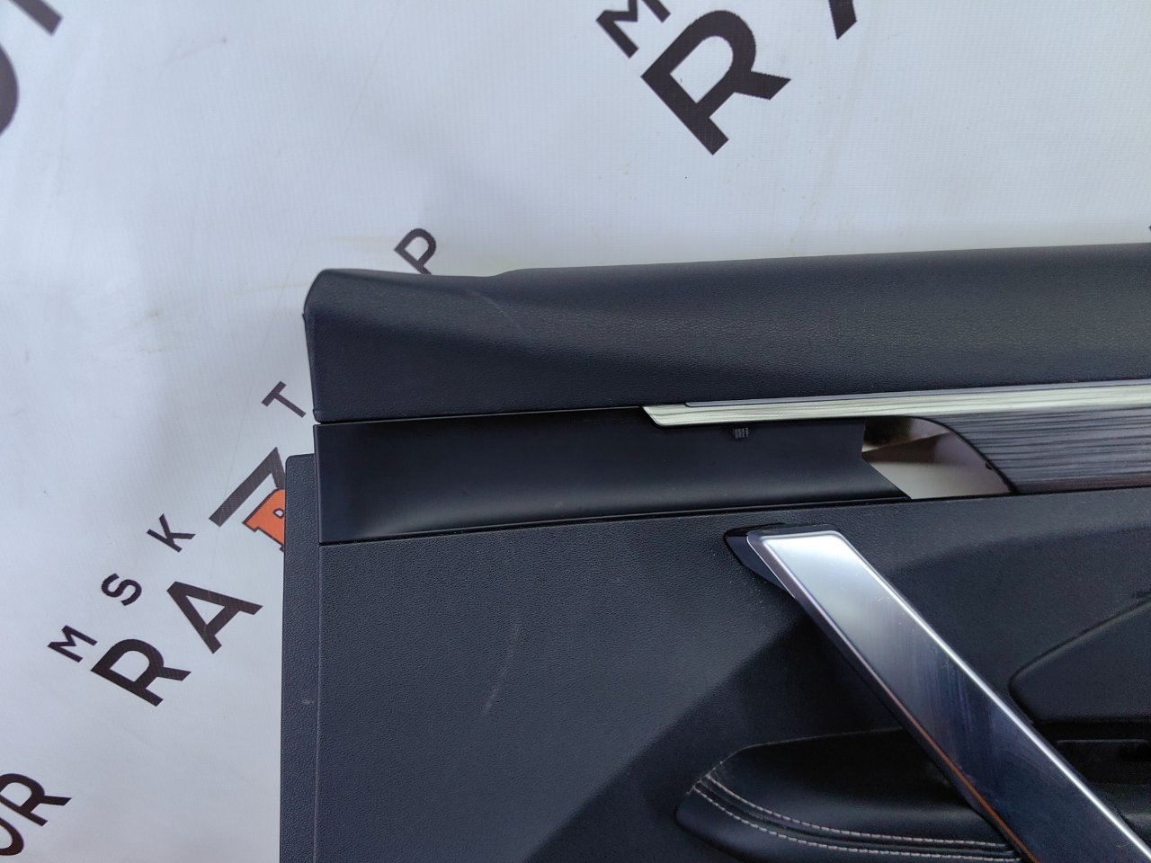 Обшивка двери