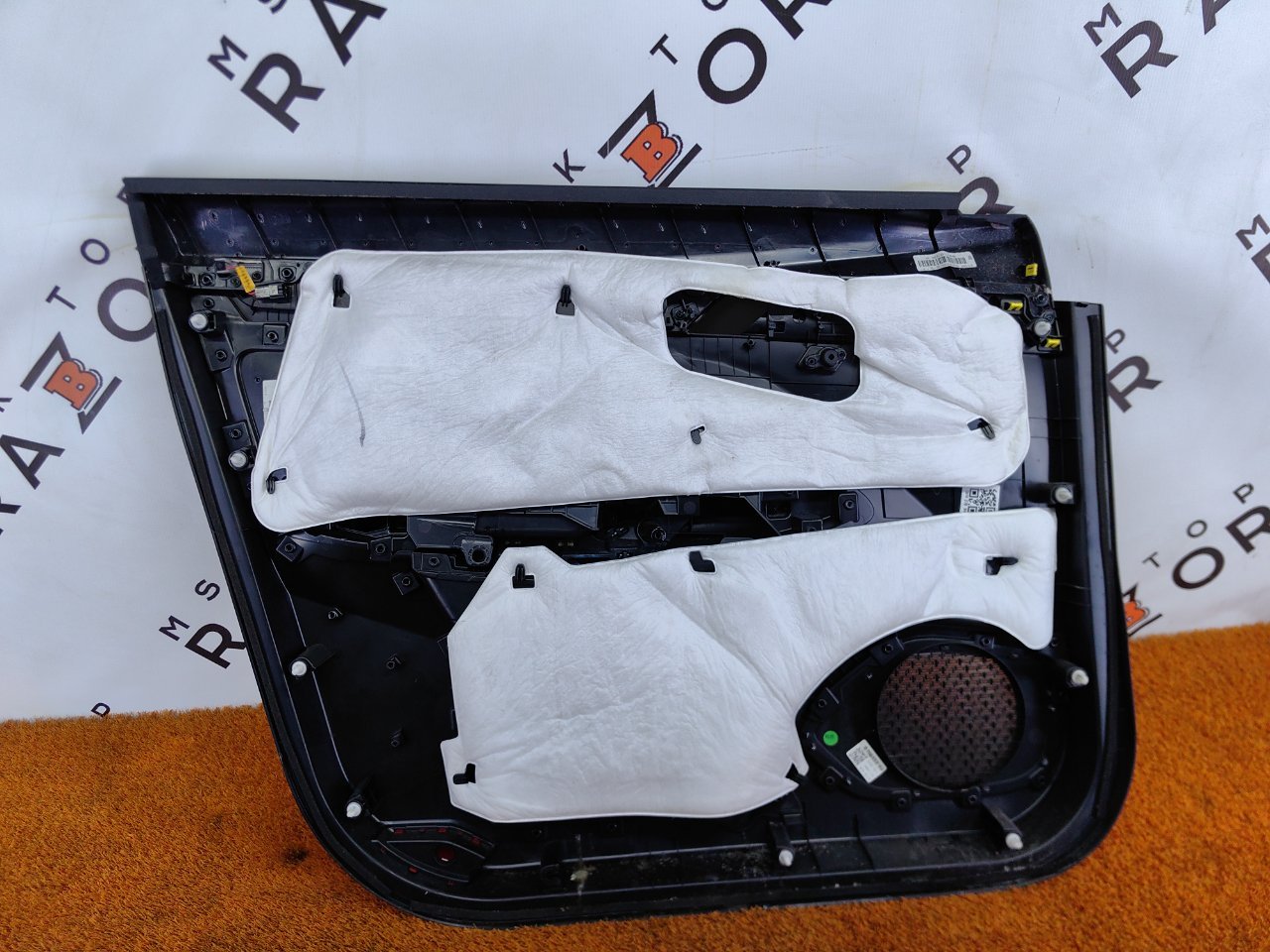 Обшивка двери