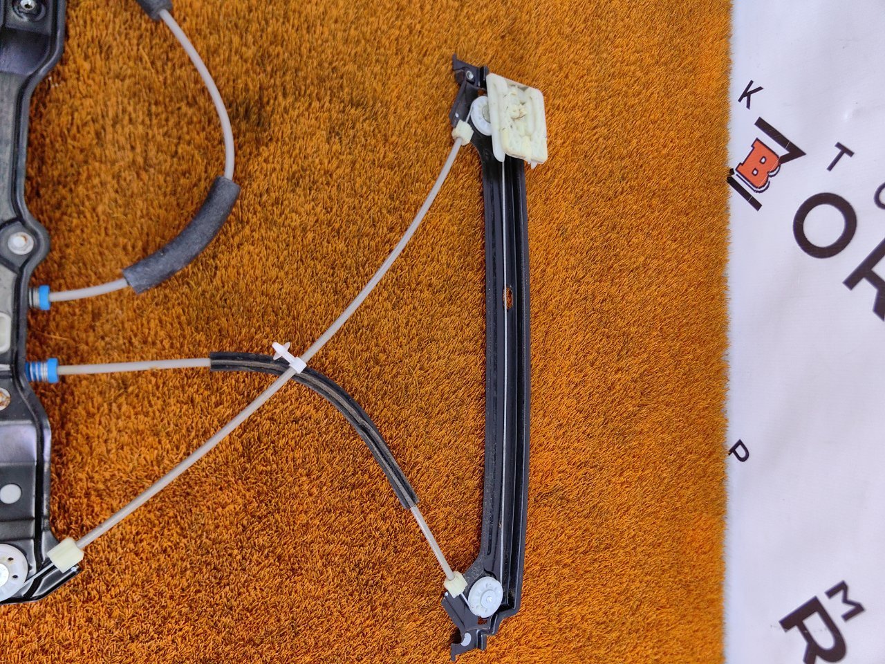 Стеклоподъемник