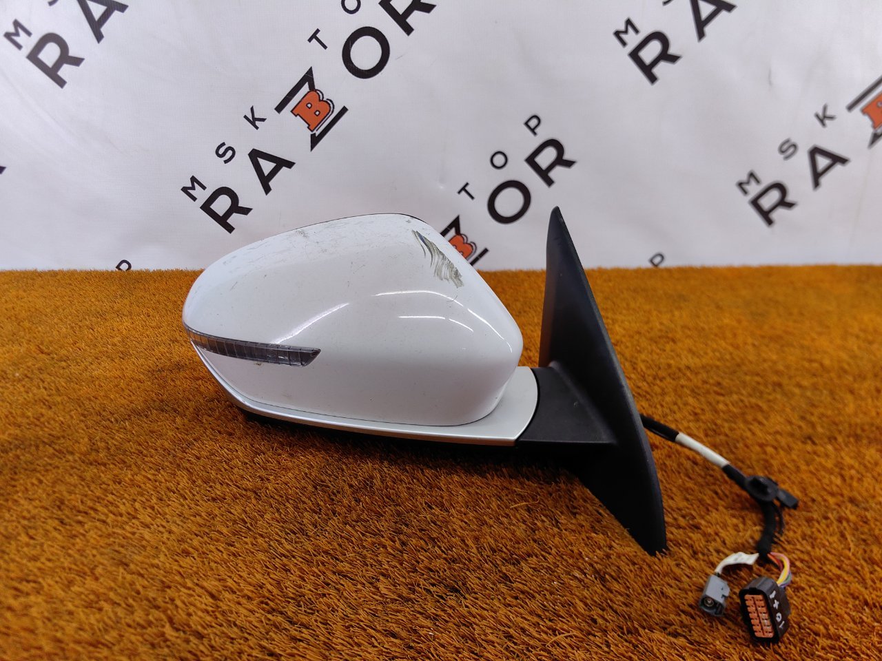 Зеркало боковое