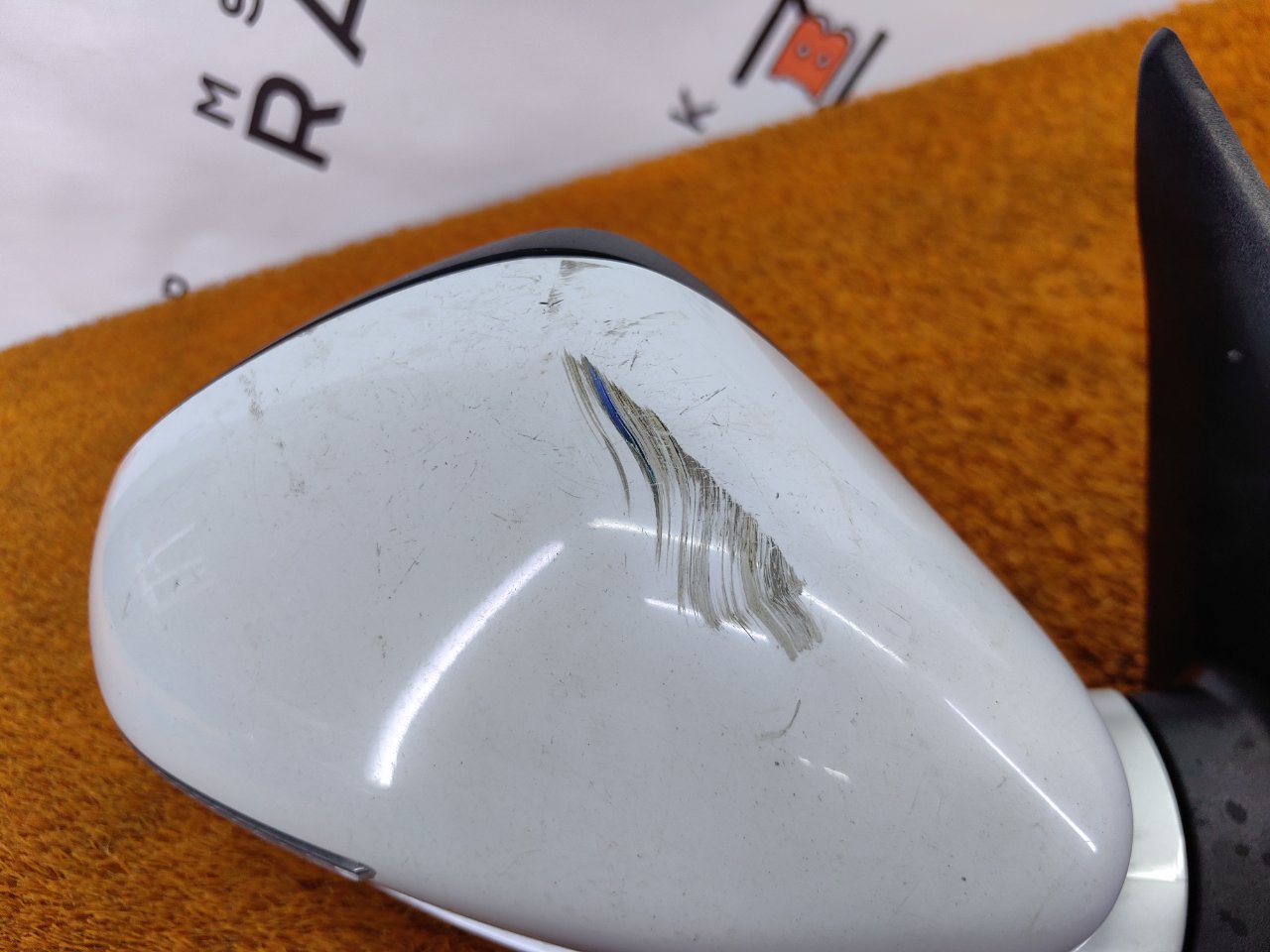 Зеркало боковое