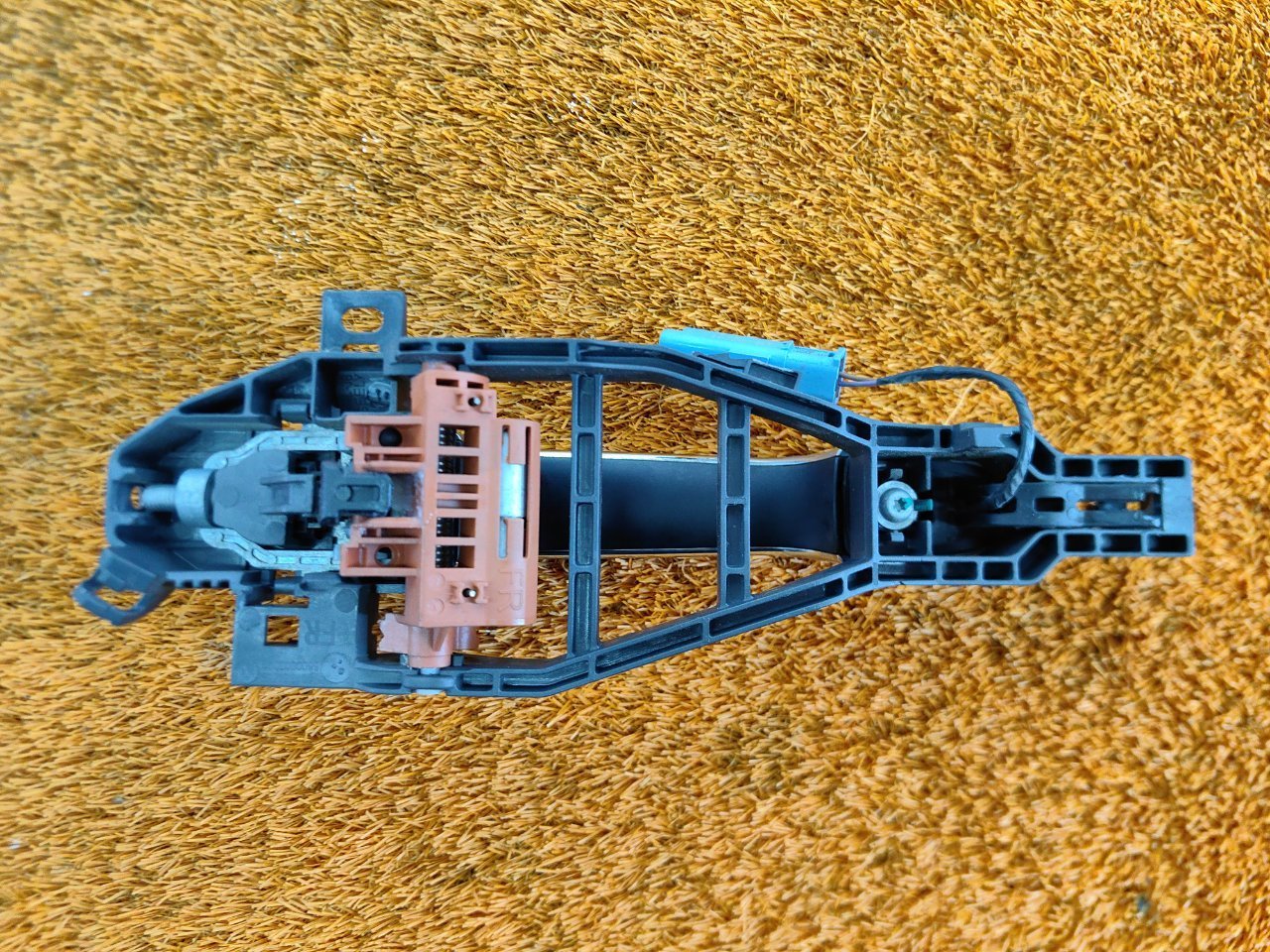 Ручка двери внешняя