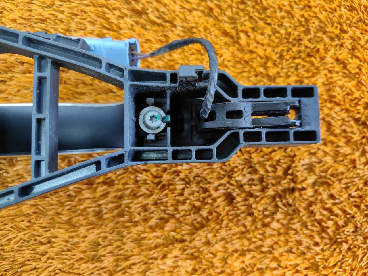 Ручка двери внешняя