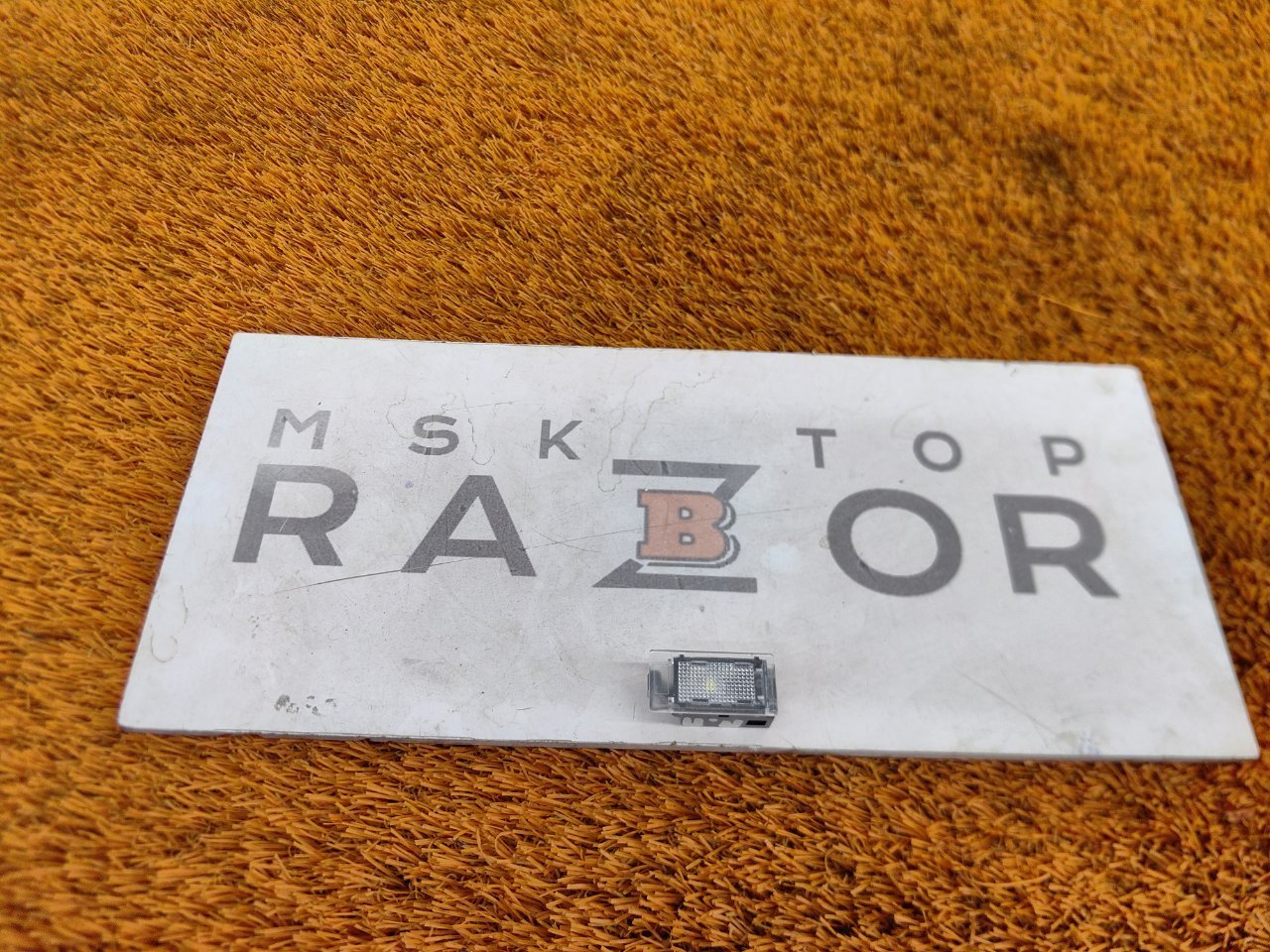 Плафон салона