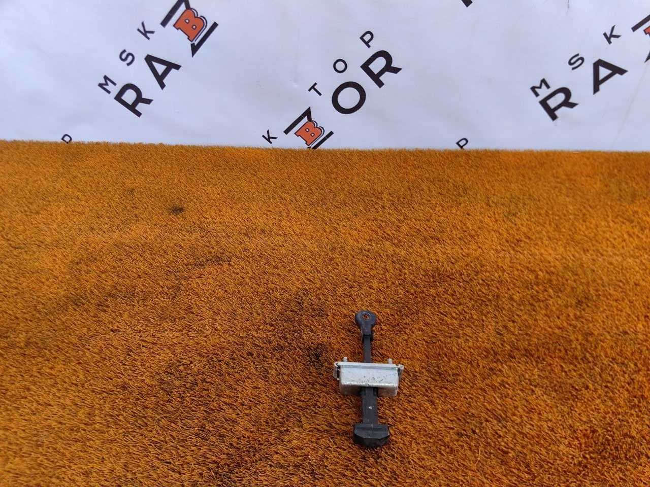 Ограничитель двери