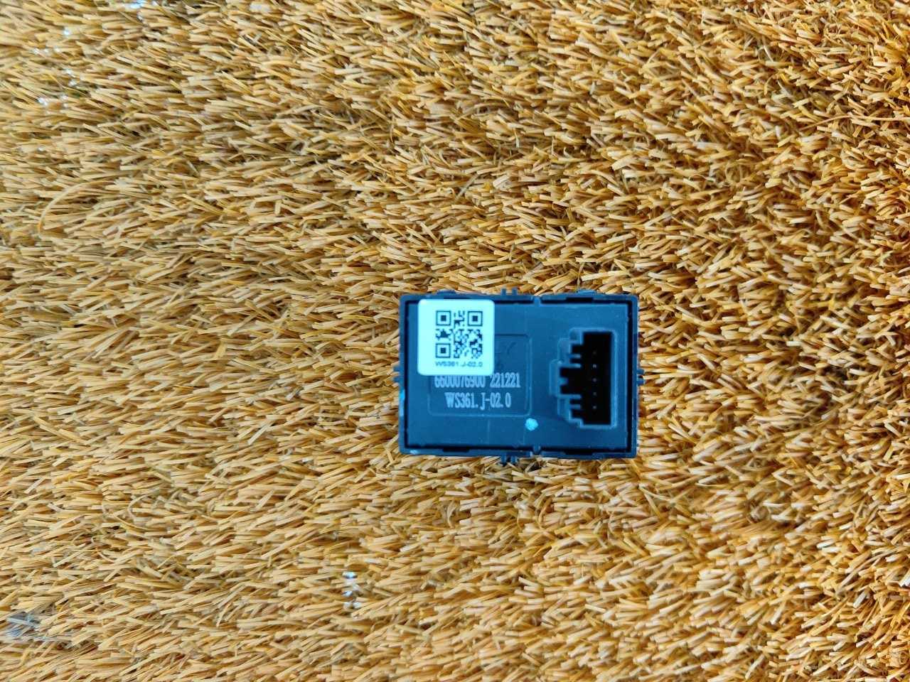 Кнопка стеклоподъемника