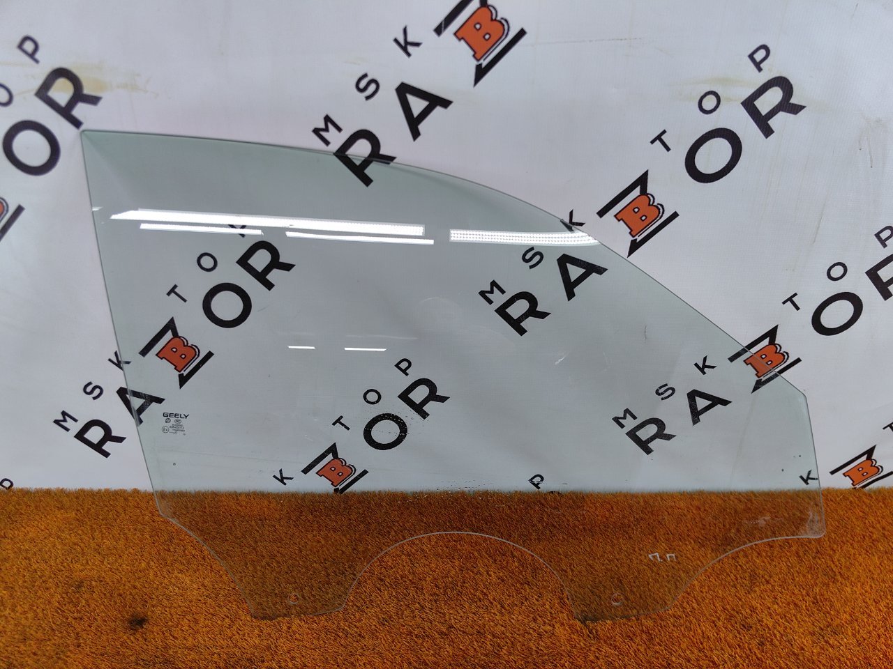 Стекло двери