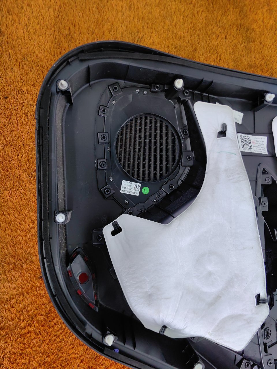 Обшивка двери