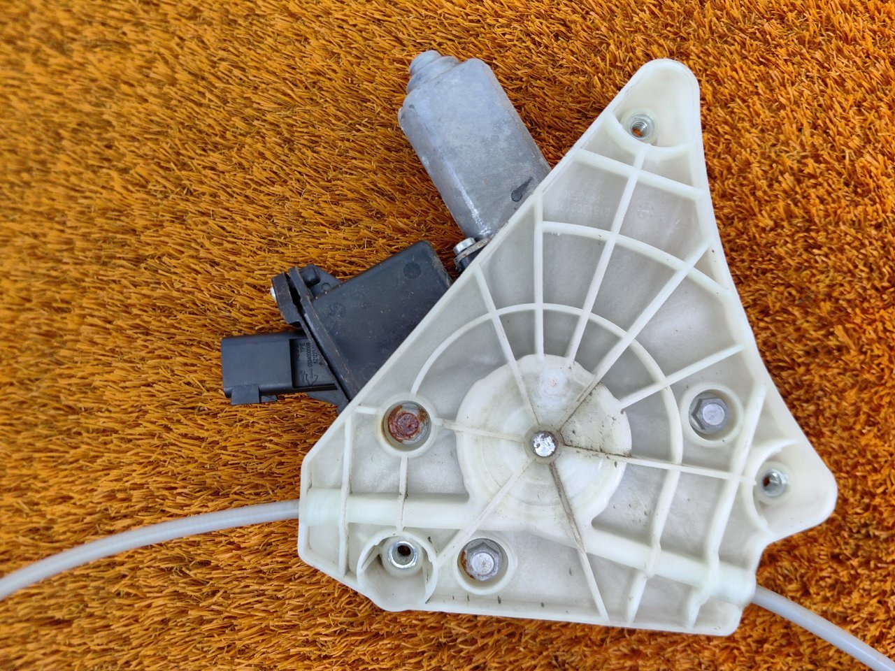 Стеклоподъемник