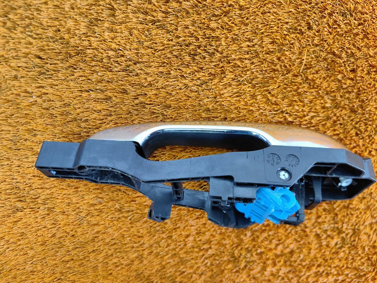 Ручка двери внешняя