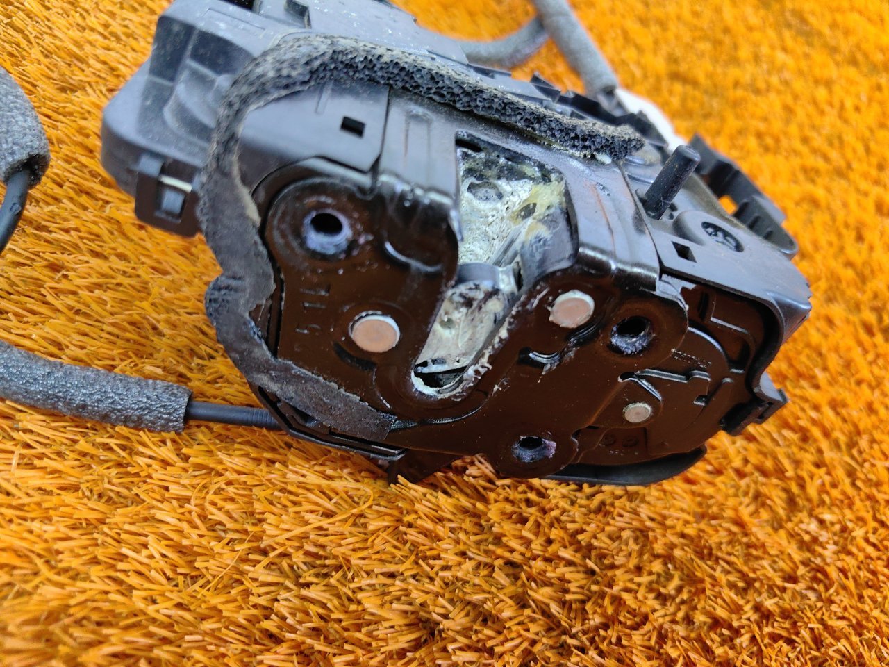 Замок двери