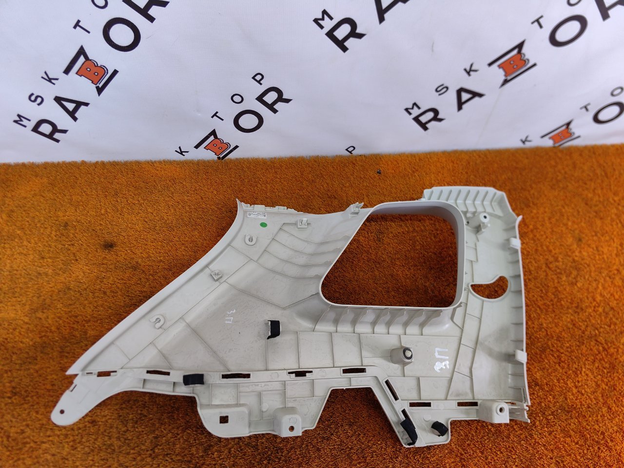 Обшивка стойки