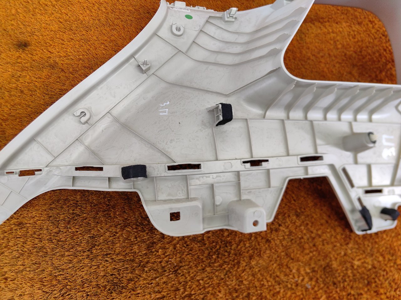 Обшивка стойки