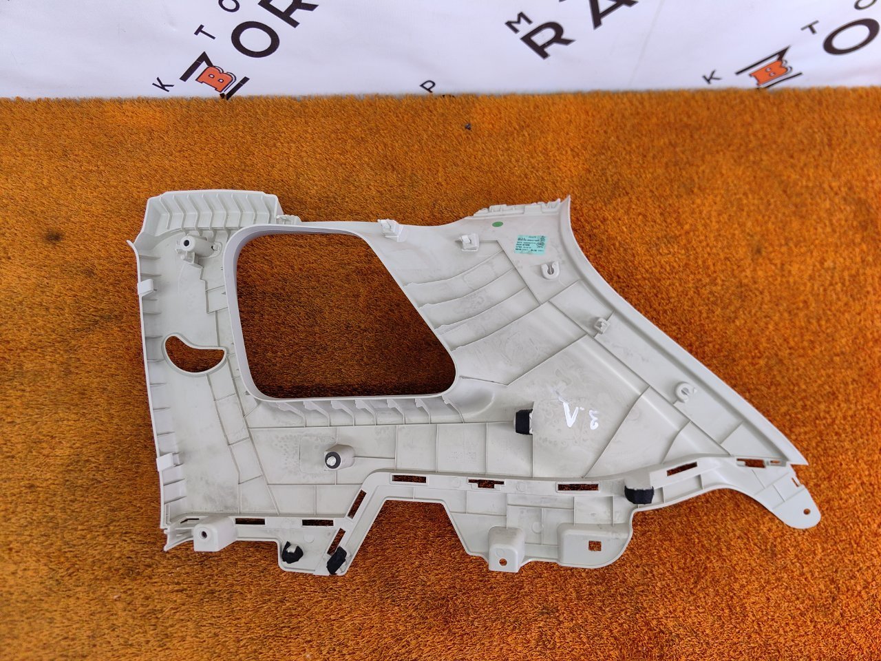 Обшивка стойки