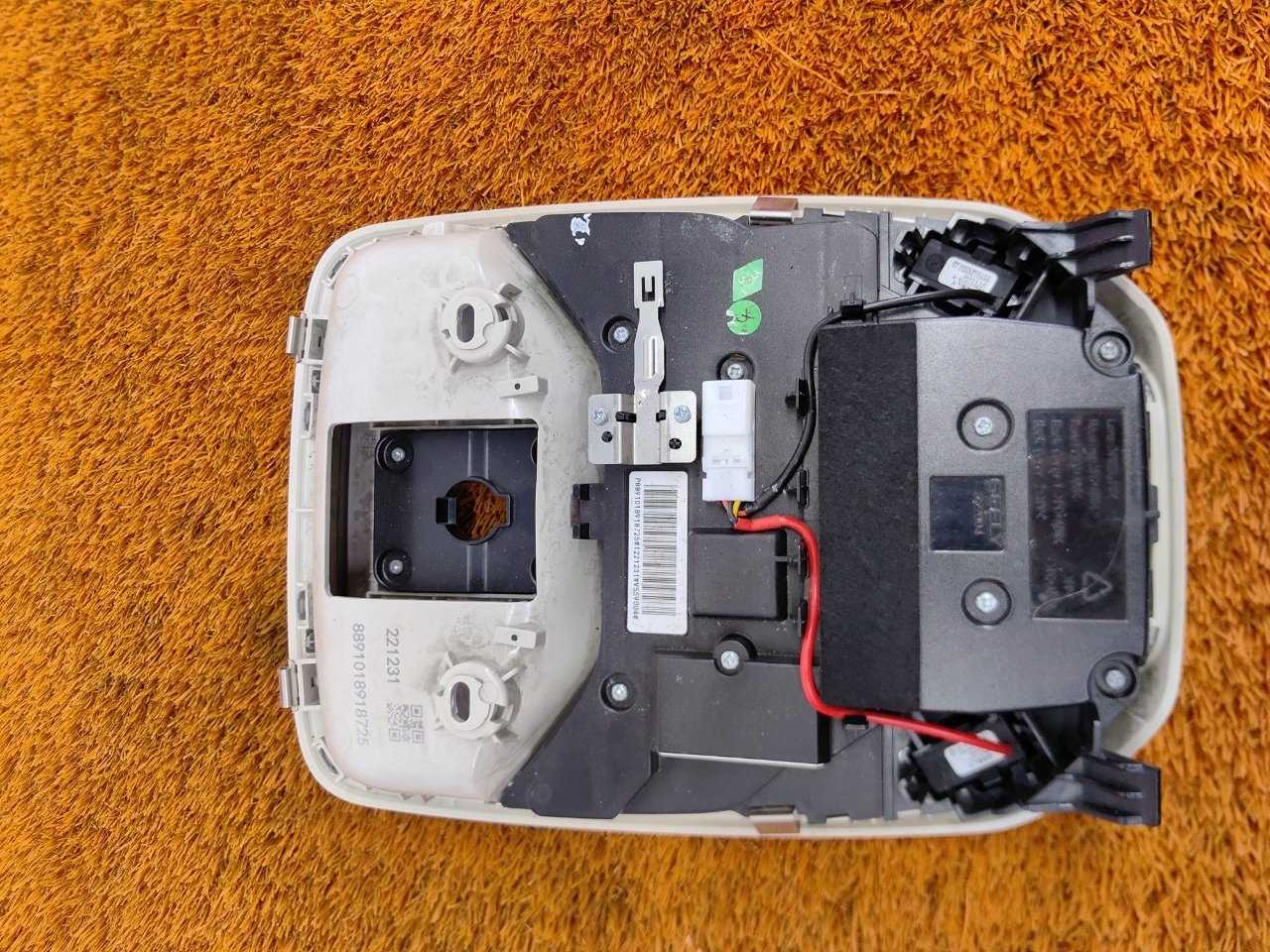 Плафон салона